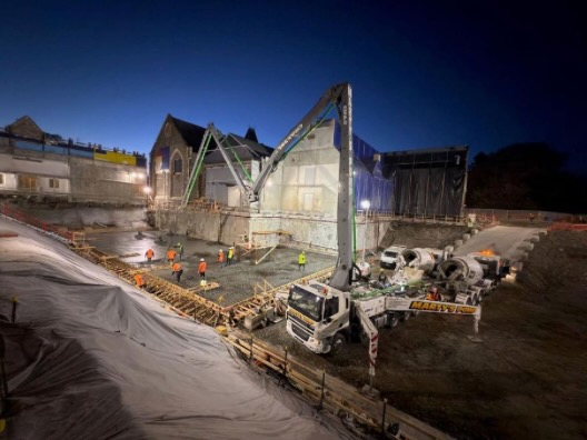 Museum seeks redevelopment cash, plans charging internationals