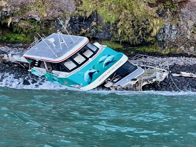 Black Cat salvage plan revised, vessel now wrecked on beach