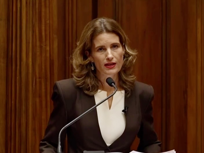 Willis: International aviation, public transport prioritised in fuel crisis response