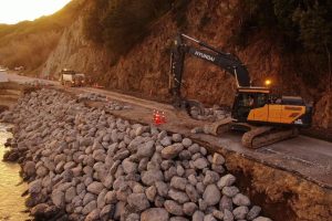 SH1 south of Kaikōura reopens 