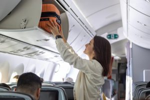 Jetstar to charge for overhead locker baggage, scraps 7kg limit 