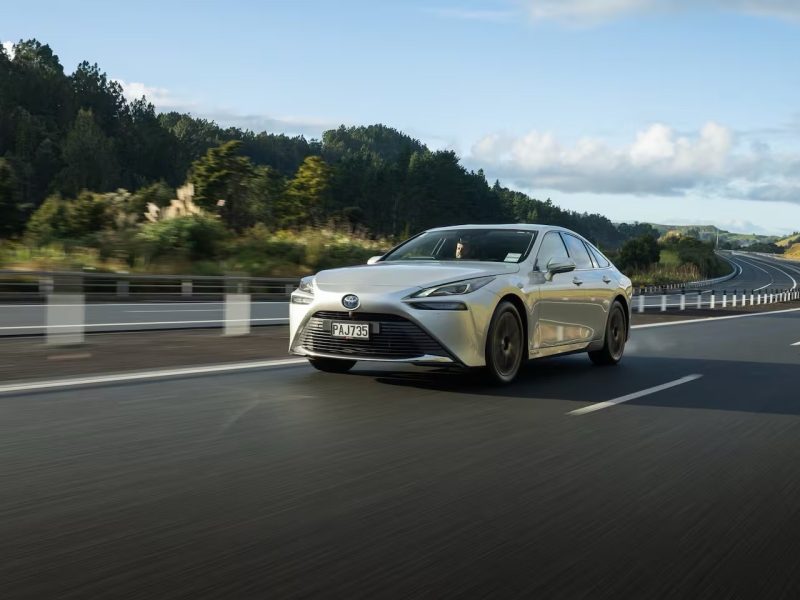 Ezi launches NZ’s first hydrogen rental fleet